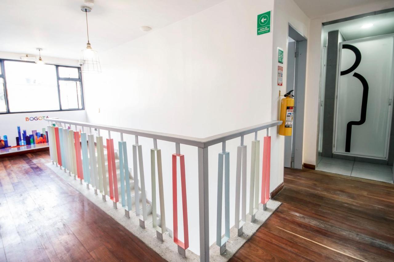 Urbana Hostel Богота Экстерьер фото