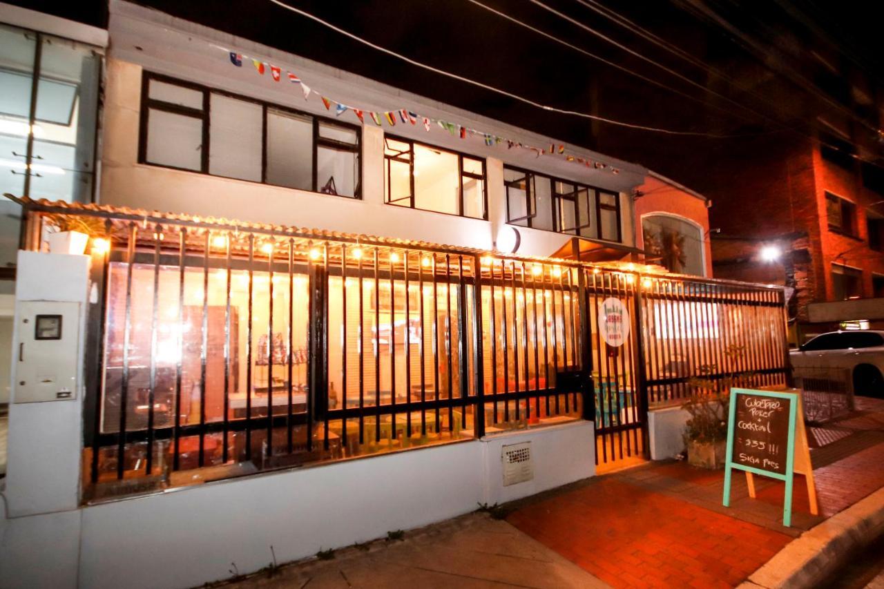 Urbana Hostel Богота Экстерьер фото