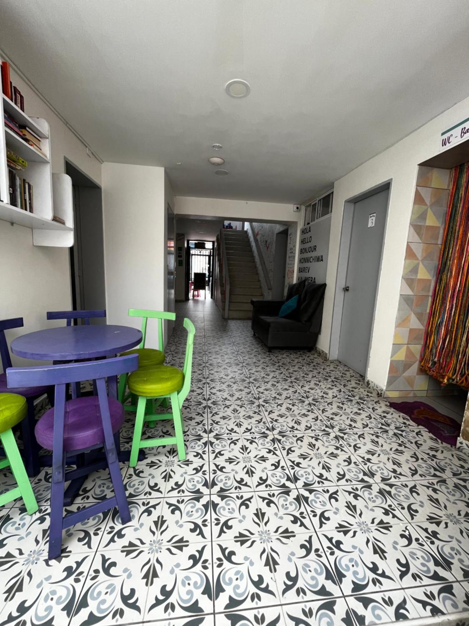 Urbana Hostel Богота Экстерьер фото