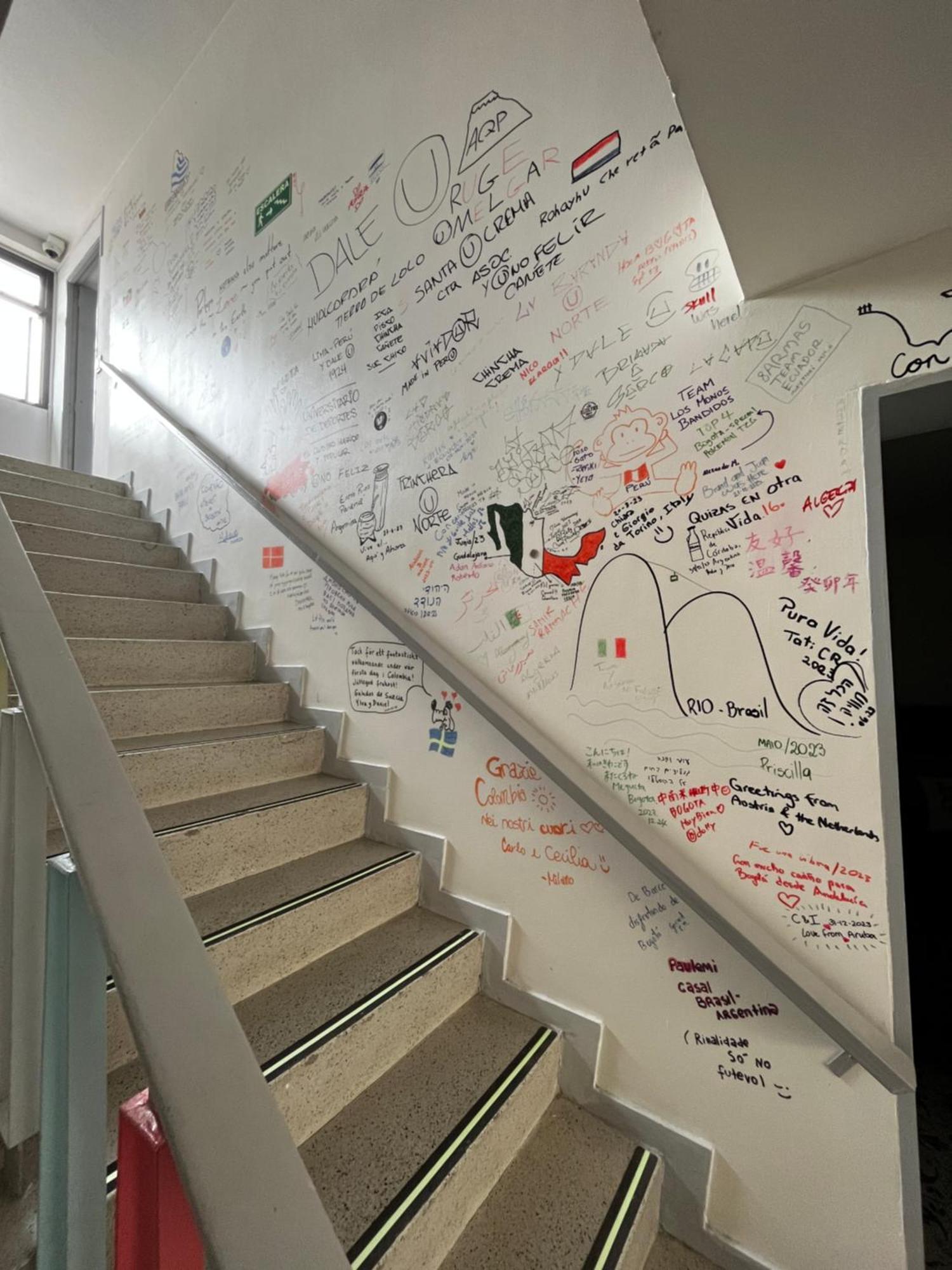 Urbana Hostel Богота Экстерьер фото