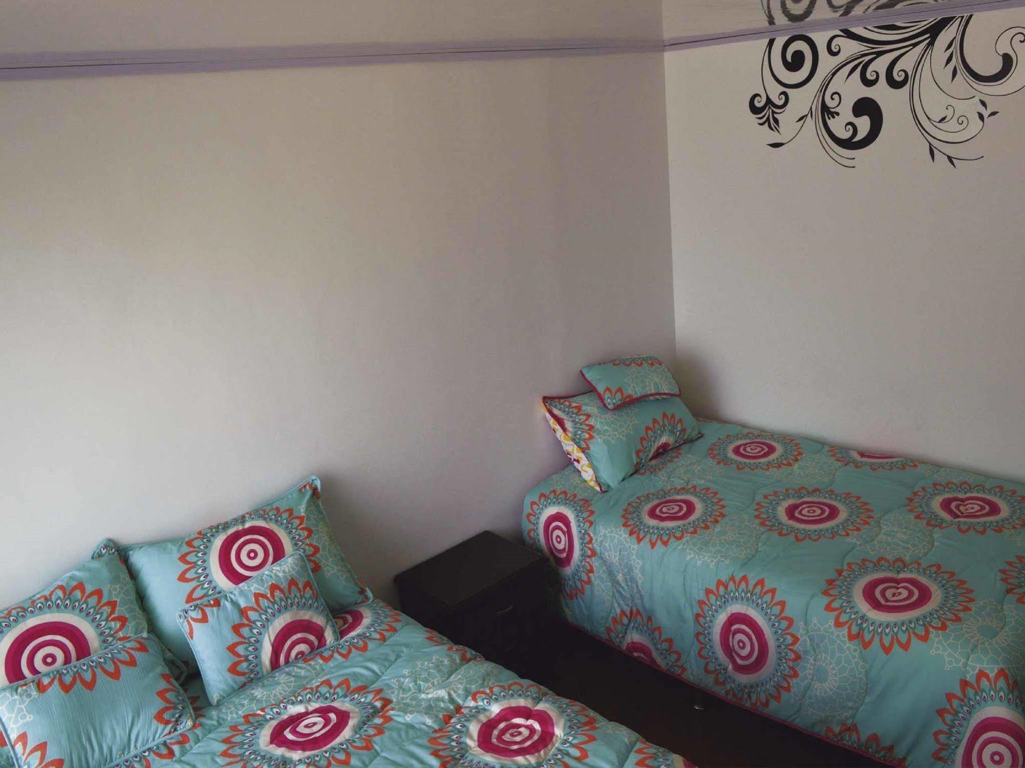 Urbana Hostel Богота Экстерьер фото
