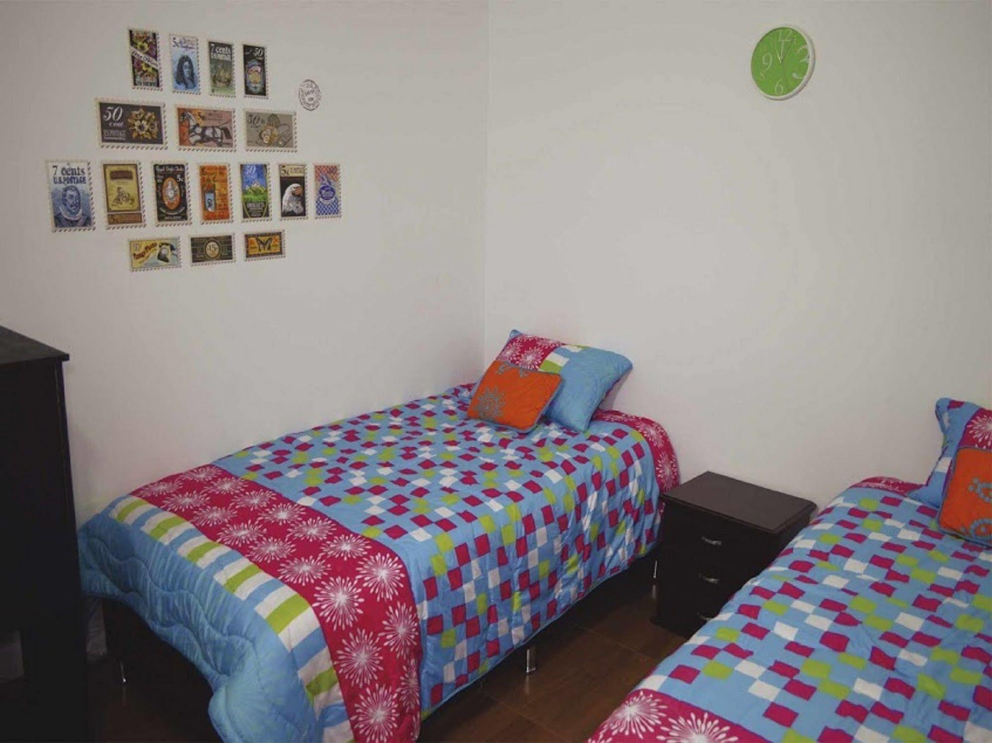 Urbana Hostel Богота Экстерьер фото